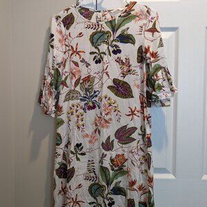 Women's H&M White, Pink, & Green Floral  Dress Size 4